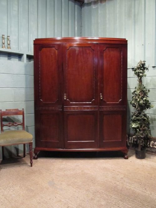 antique edwardian chippendale mahogany triple wardrobe c1900 w66171710