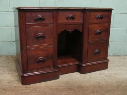 antique victorian mahogany pedastal kneehole desk c1880