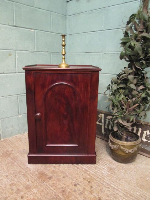 antique victorian mahogany bedside pot cupboard c1880