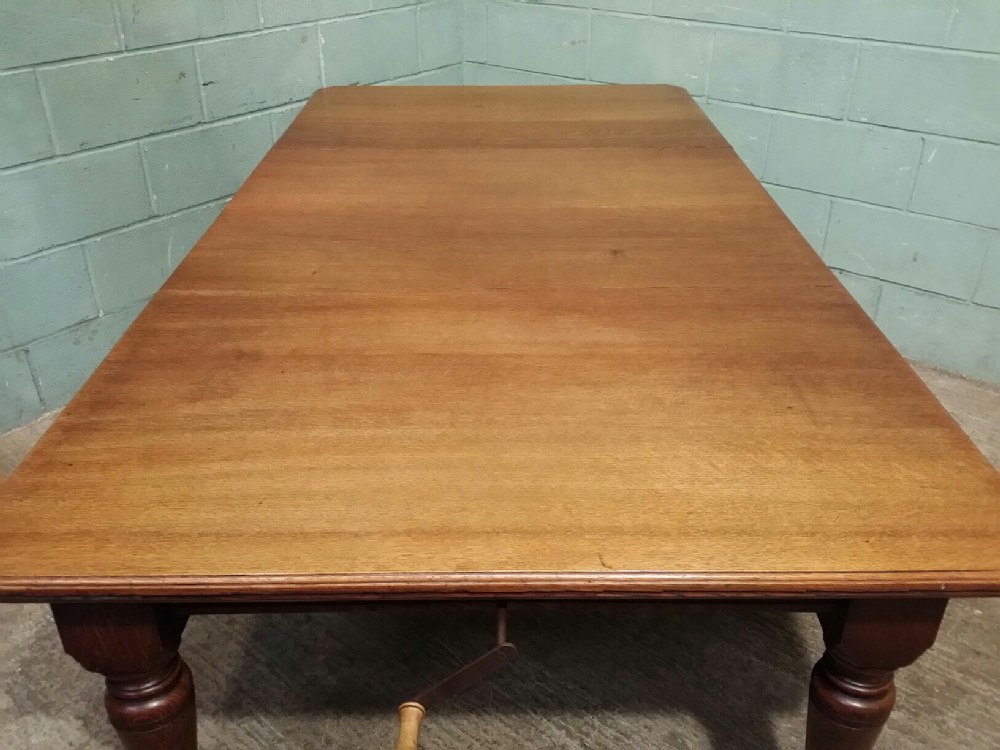antique victorian oak wind out extending dining table c 1880 seats 1012