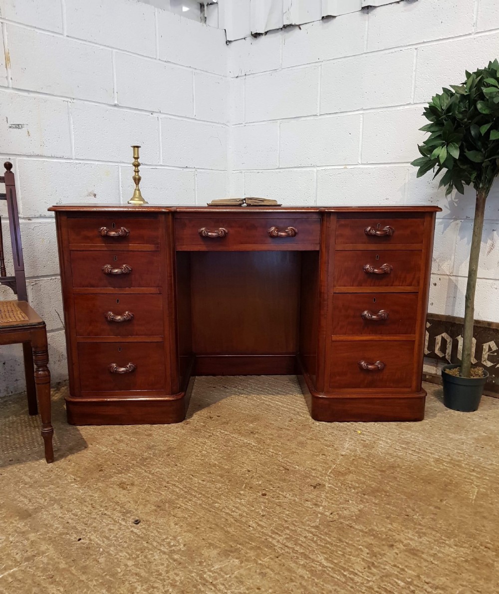 antique victorian mahogany pedastal desk c1880