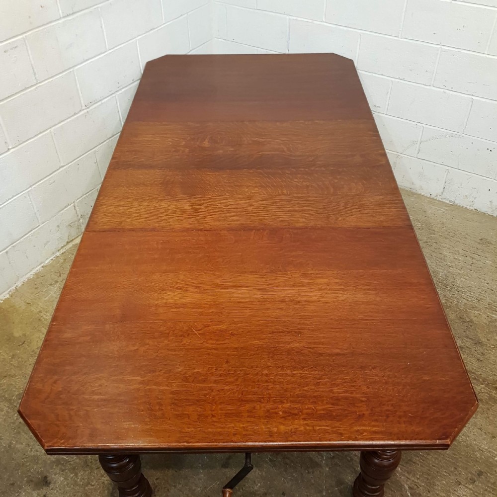 antique victorian oak extnding dining table seats up to twelve c1880