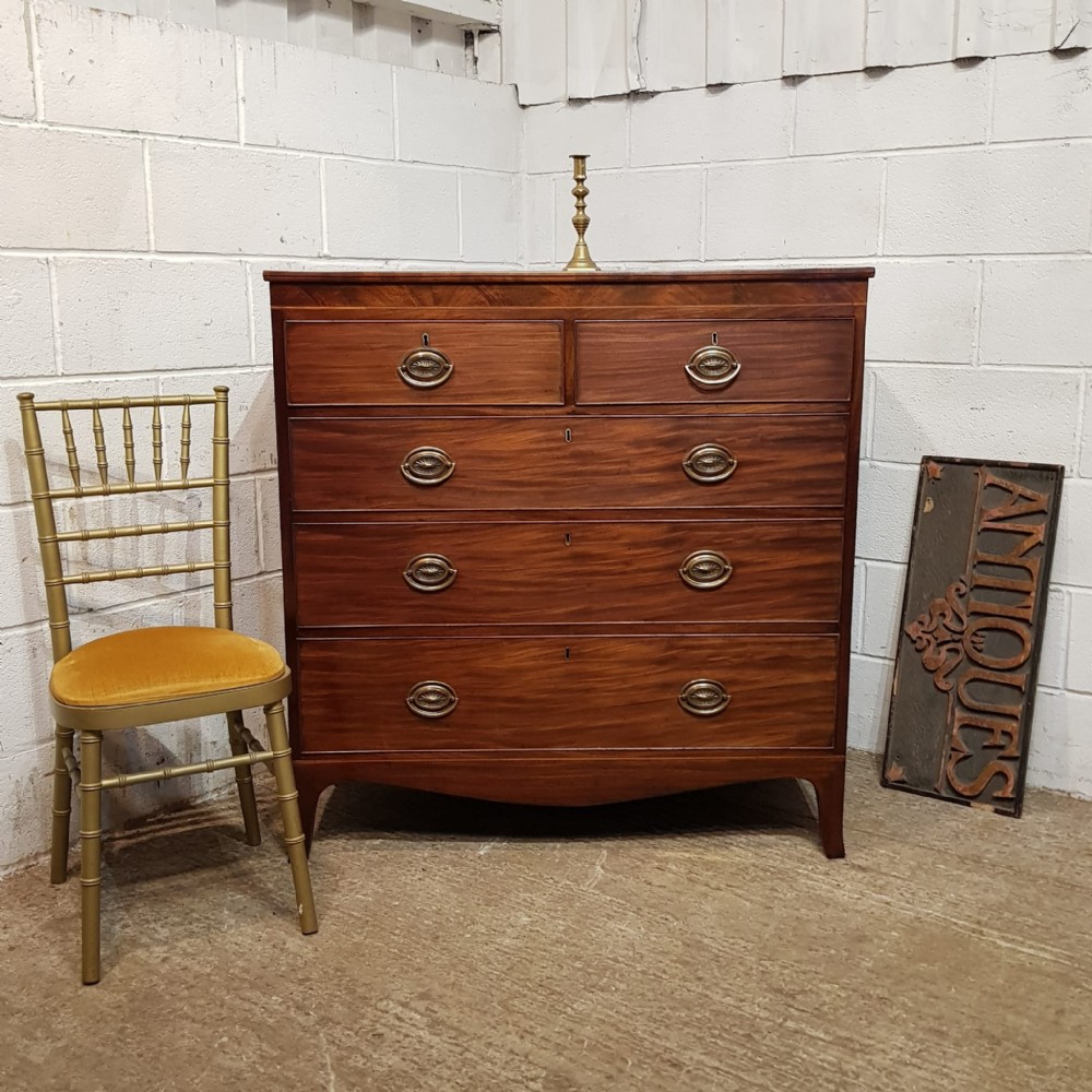 a george 3rd mahogany chest of drawers c1800