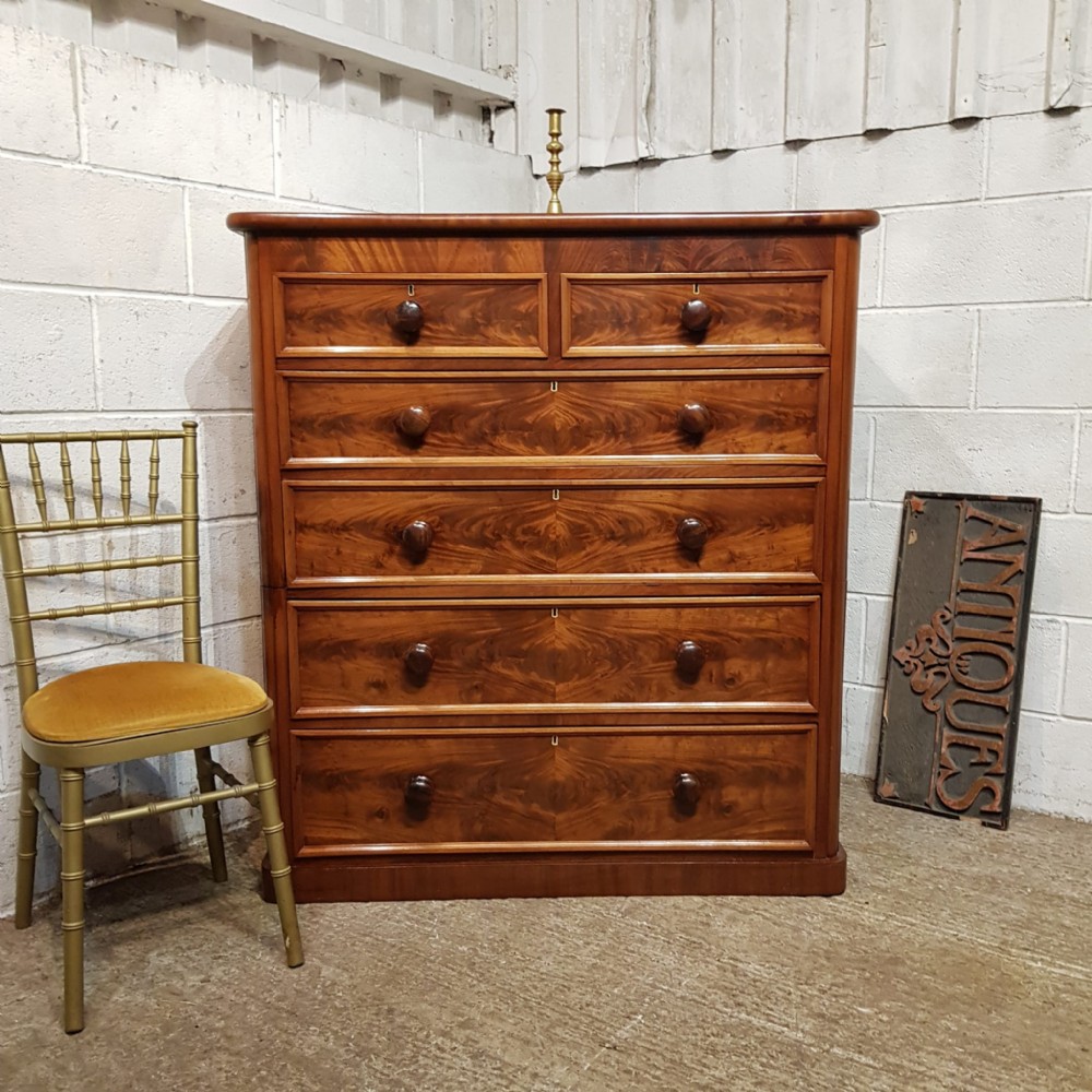 a victorian mahogany 5 height chest of drawers c1860