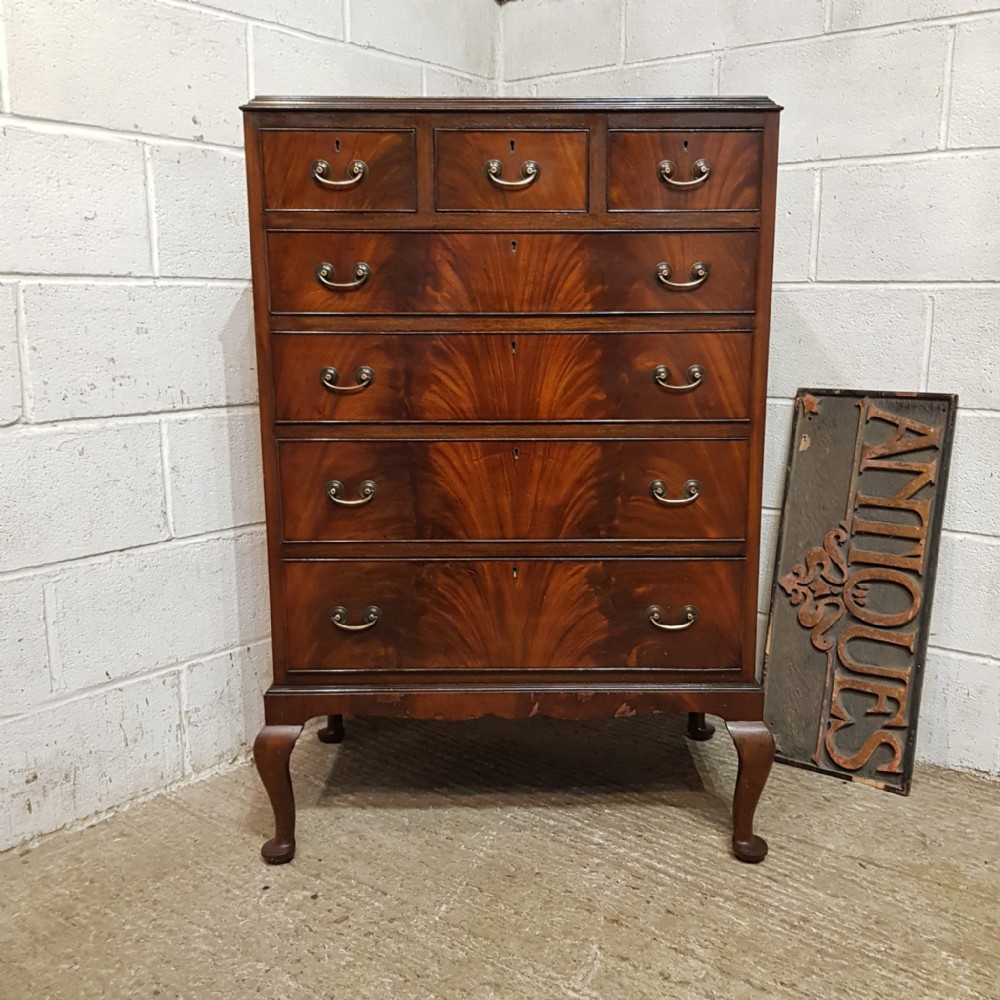 a mahogany 5 height chest of drawers c1920