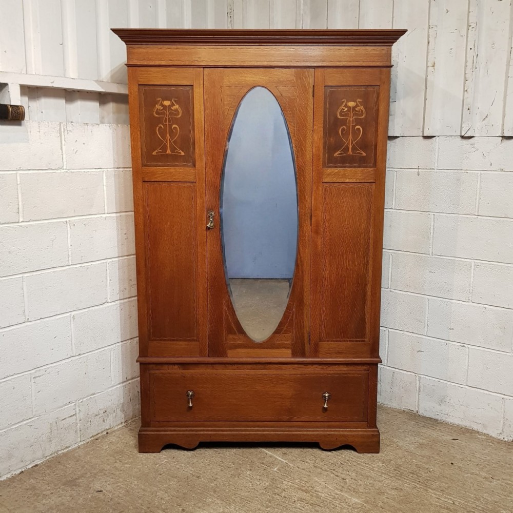 an arts crafts oak wardrobe c900